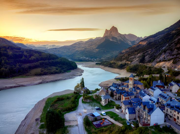 Dónde se encuentra Jaca